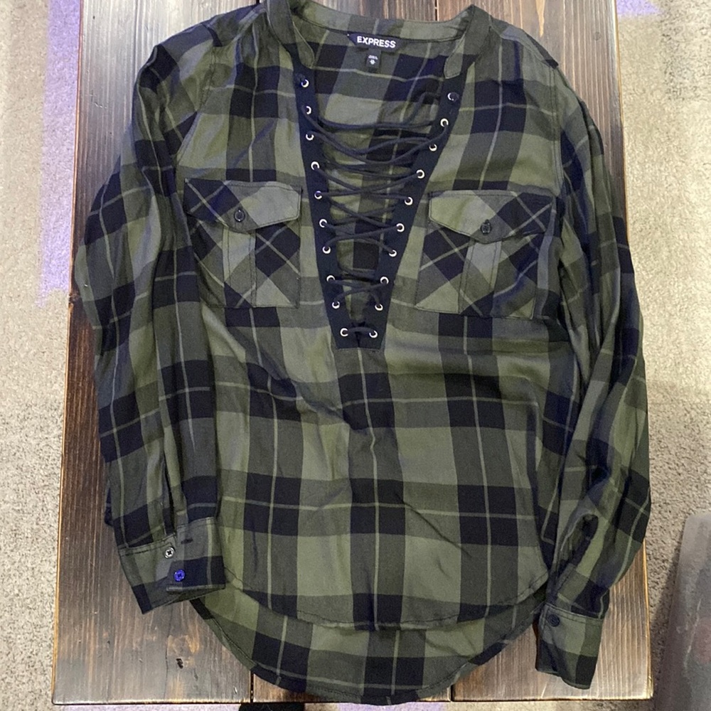 Express flannel, green/black checkered pattern. Size XS.